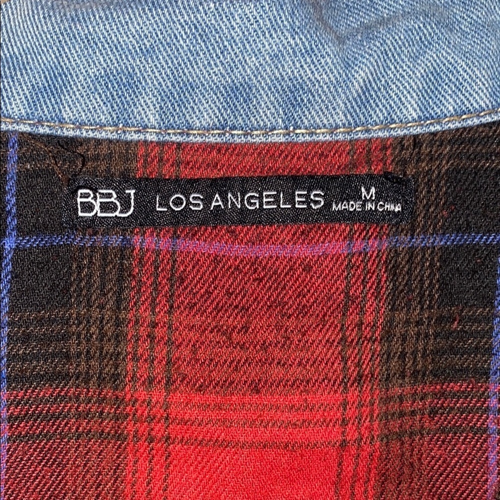 BBJ Los Angeles Women's Jacket Plaid Denim Jean Red Blue Flannel Medium Apparel - Picture 2 of 8